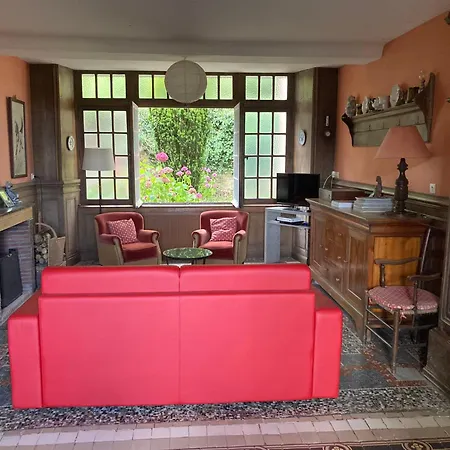 Manoir De Pincelu * La Courbe