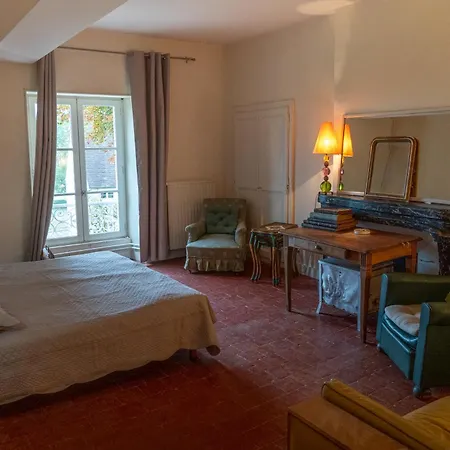 Manoir De Pincelu La Courbe