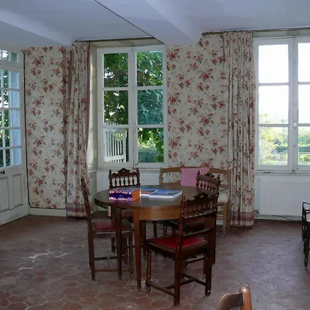 Manoir De Pincelu *
