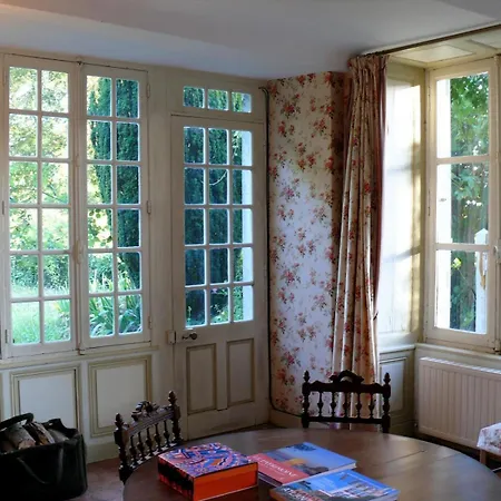 Manoir De Pincelu La Courbe